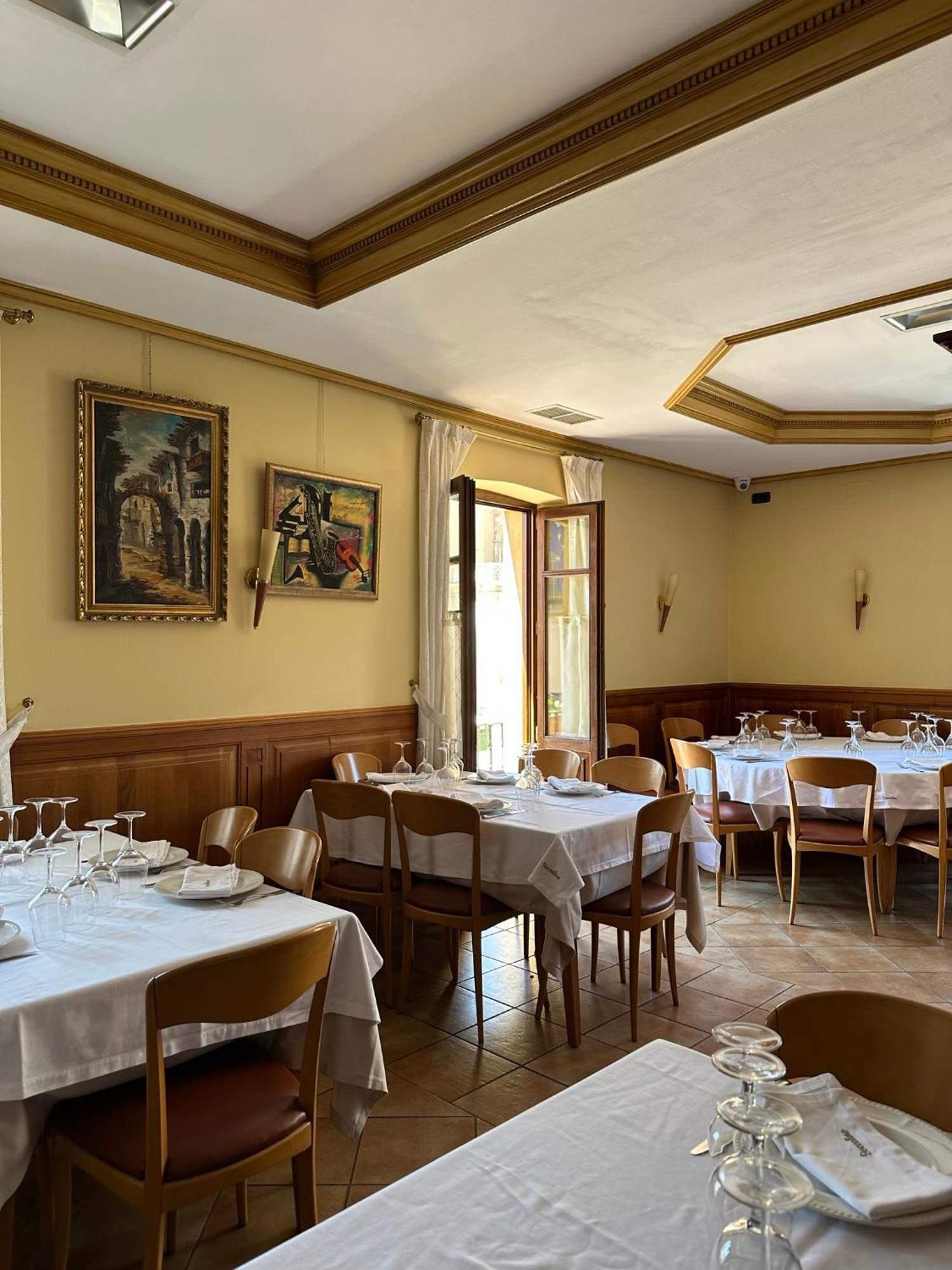 Hostal Restaurante Boccalino León Kültér fotó